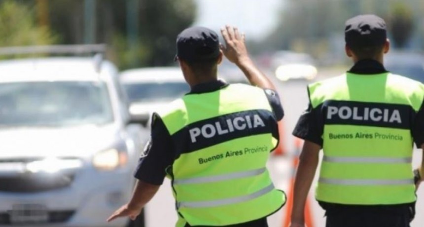 Tres policías bonaerenses pedían coimas y las cobraban mediante Mercado Pago