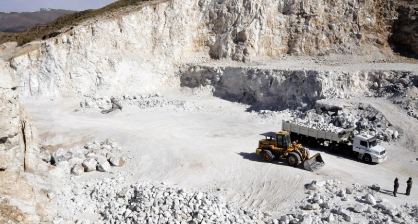 Gobierno, empresarios y sindicalistas destacaron el rol de la minería en la economía