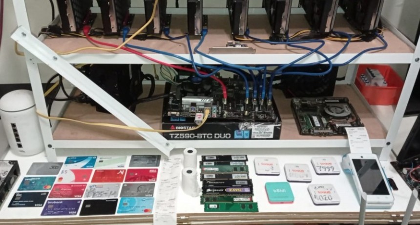 Cayó un hacker acusado de mantener cautivo a un hombre para que le haga compras online