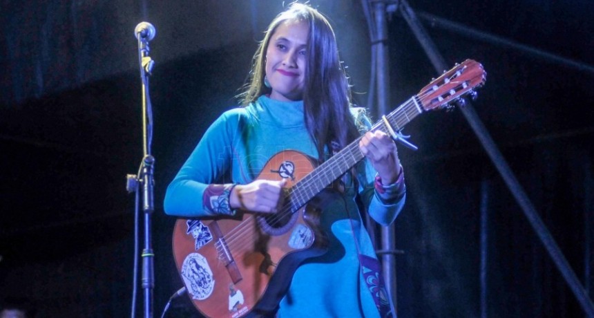 Música en vivo y shows artísticos en Argentina Florece de Jujuy