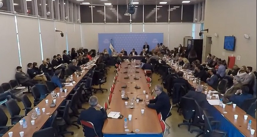 El oficialismo logró emitir dictamen a la reforma de la ley de Compre Argentino