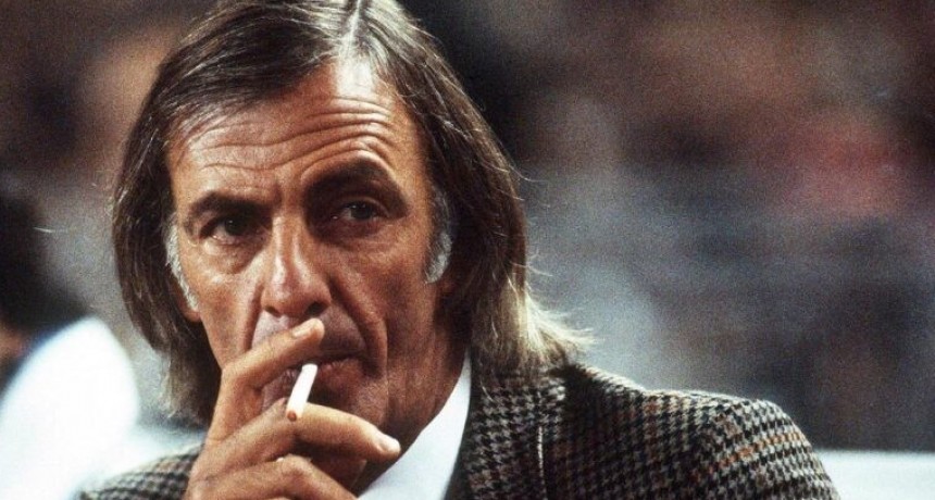 Murió César Luis Menotti, un hombre imprescindible para la historia del fútbol argentino