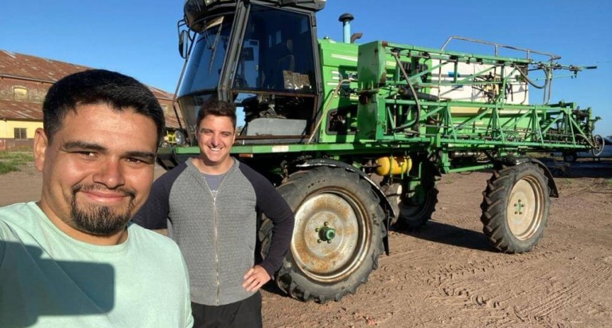 Matías y Nicolás, los amigos que transformaron sus ganas de invertir en un negocio de pulverización