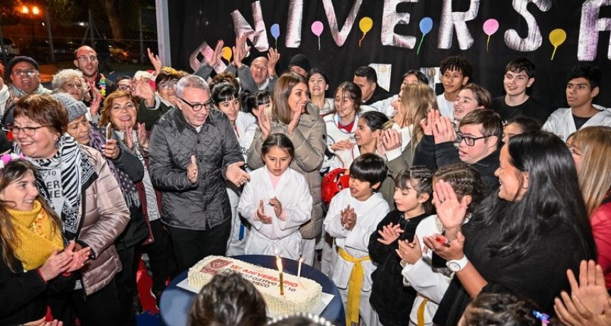 Julio Zamora celebró junto a la comunidad el 15° aniversario del Polideportivo General Pacheco