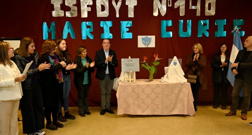 El Municipio de Tigre, presente en el acto de imposición del nombre 