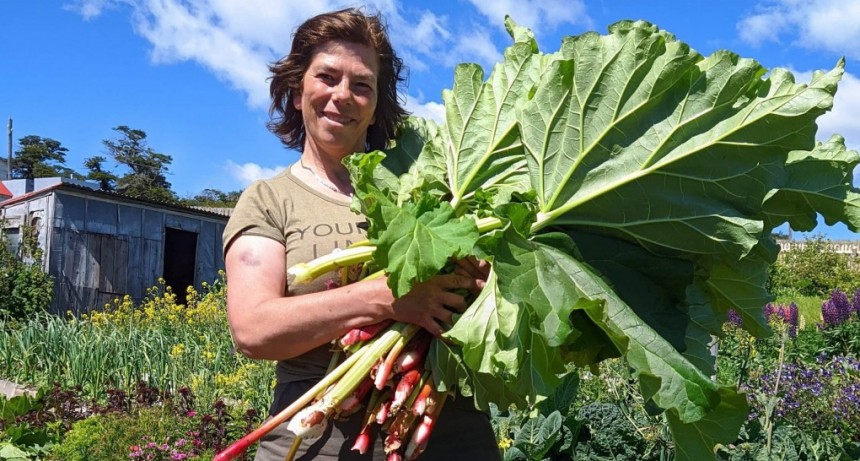 Abby, la paisajista que cultiva una historia única: una huerta de 140 años en Tierra del Fuego