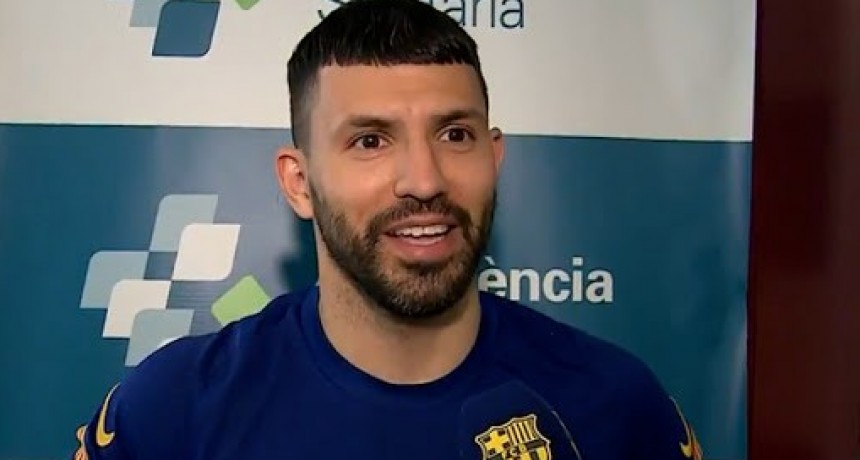 Agüero se suma al seleccionado argentino tras haber firmado con el Barcelona