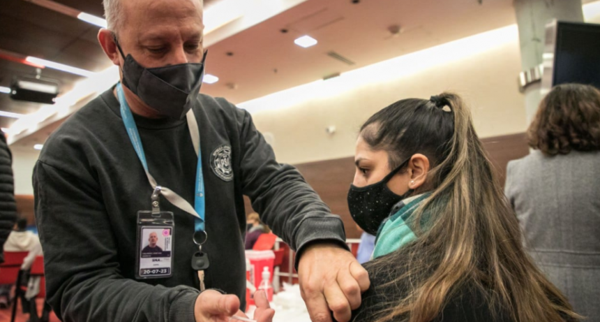 Aplicaron 50 mil dosis de vacunas al personal de las cuatro fuerzas federales