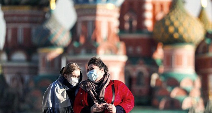 Moscú sorteará coches para incentivar la vacunación contra el coronavirus