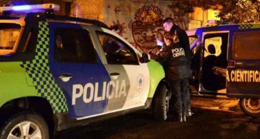 Buscan a un hombre en situación de calle como autor del femicidio de Villa Luzuriaga