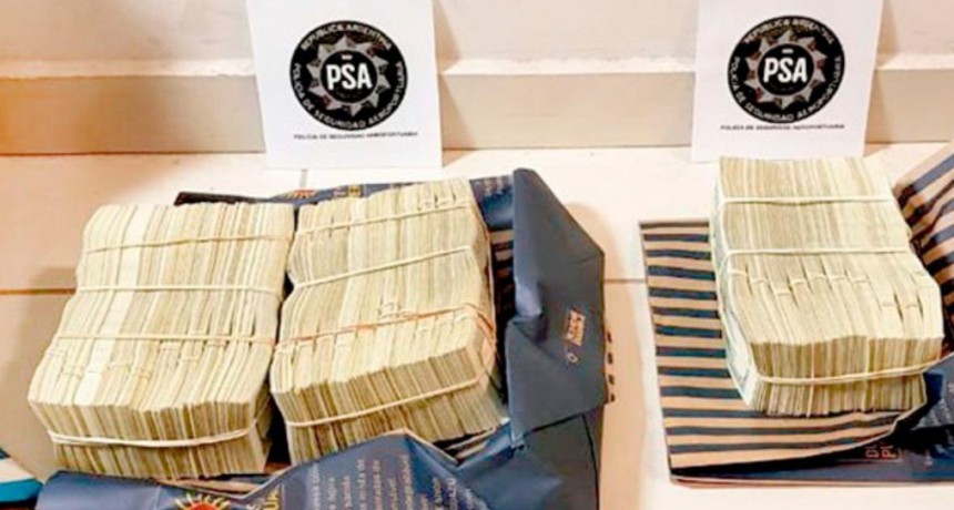 Incautan 430 mil dólares que una pasajera en el aeropuerto de Corrientes