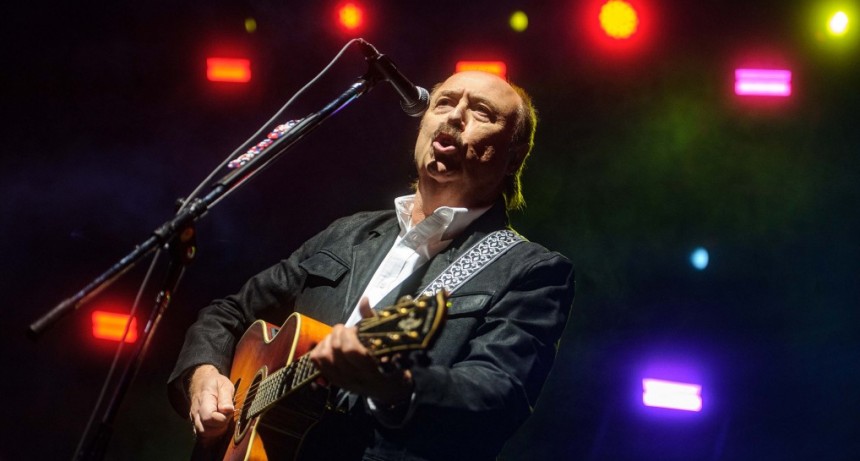 Jaime Roos: una vuelta de festejo de la patria rioplatense