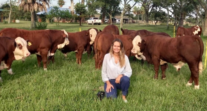 En el corazón de los Esteros del Iberá, produce bovinos Braford y en sus genes lleva la sustentabilidad