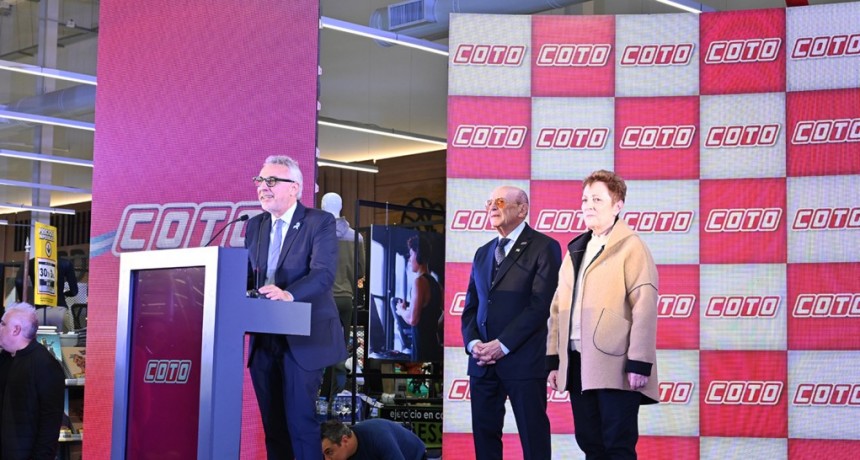 Julio Zamora inauguró el nuevo supermercado COTO en Rincón de Milberg