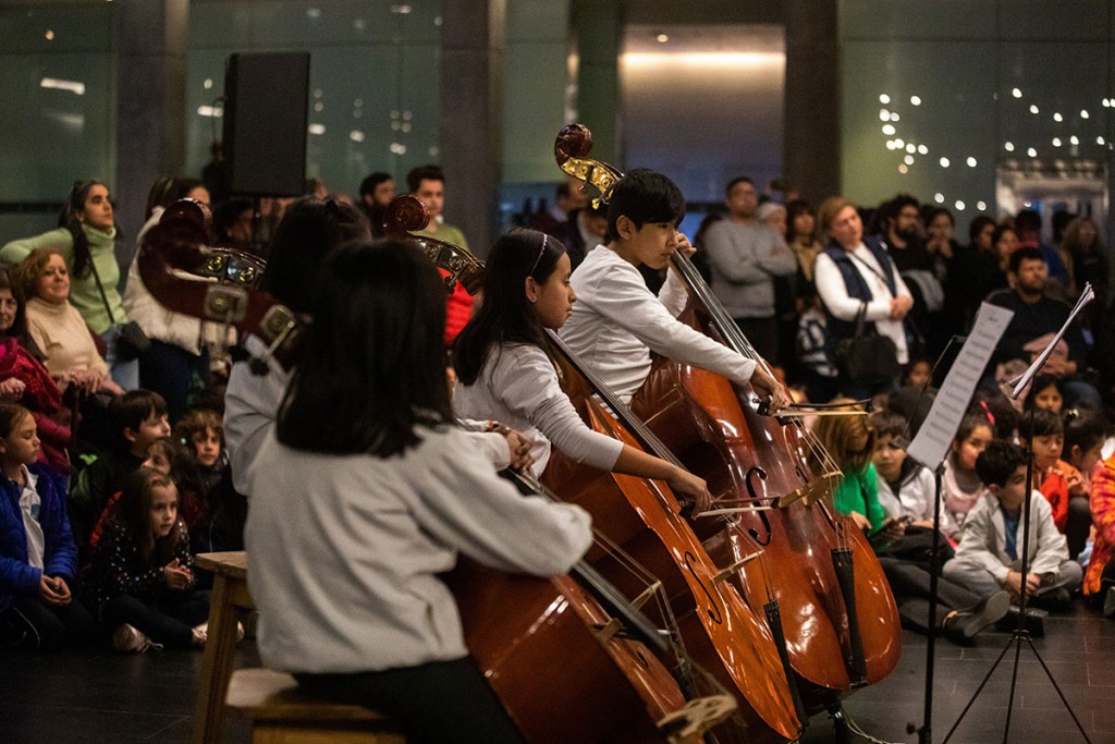 Orquesta Arnoldo Fiedotín - AMIA / Orquesta de Instrumentos Latinoamericanos Don José de San Martín