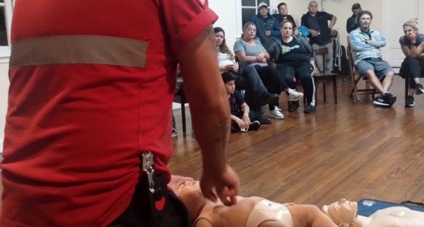 El Municipio de Tigre continúa capacitando a trabajadores y vecinos en RCP, maniobra Heimlich y el uso de desfibriladores automáticos (DEA)