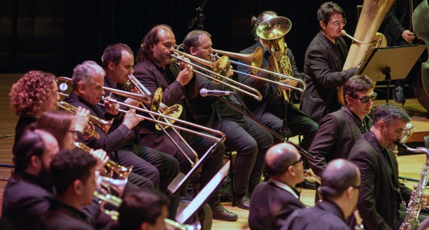 La Banda Sinfónica Nacional de Ciegos interpreta tangos clásicos