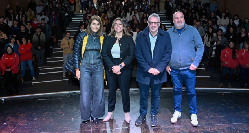 Con el objetivo fortalecer la igualdad de oportunidades, Julio Zamora dio apertura al programa de becas Tigre Educa 2025