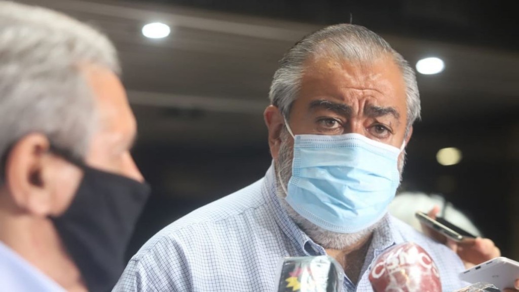 Sanidad acordó un 45% de aumento en 4 tramos y levantó huelga y marcha del 4 de agosto