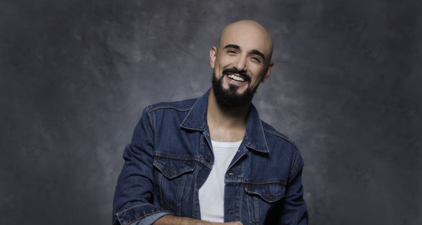 Miradas opuestas de “El amor en mi vida”, nuevo disco de Abel Pintos