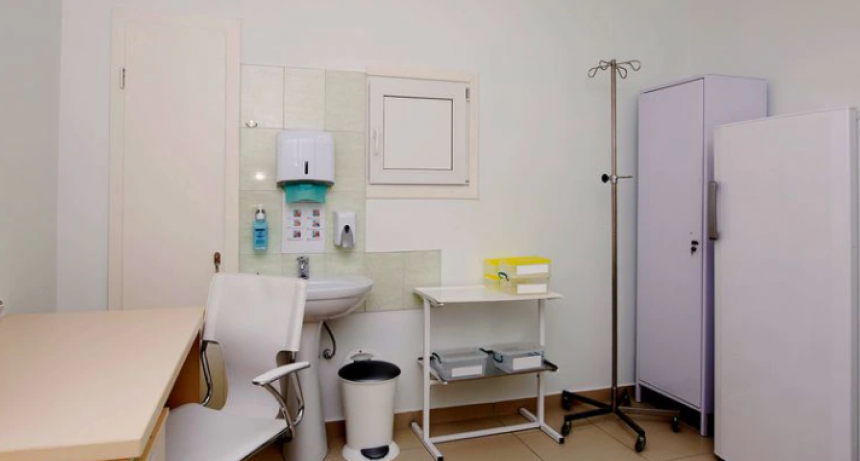 Clausuran un consultorio clandestino por ejercicio ilegal de la medicina en CABA