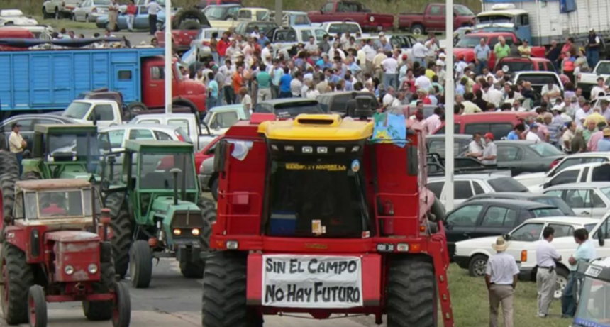 Comenzó el paro del campo y no comercializa granos ni hacienda en rechazo al Gobierno