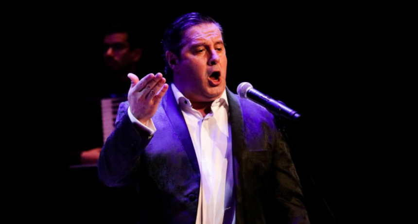 Espectáculo “Carlos Gardel Original III” se presenta en Teatro Segura