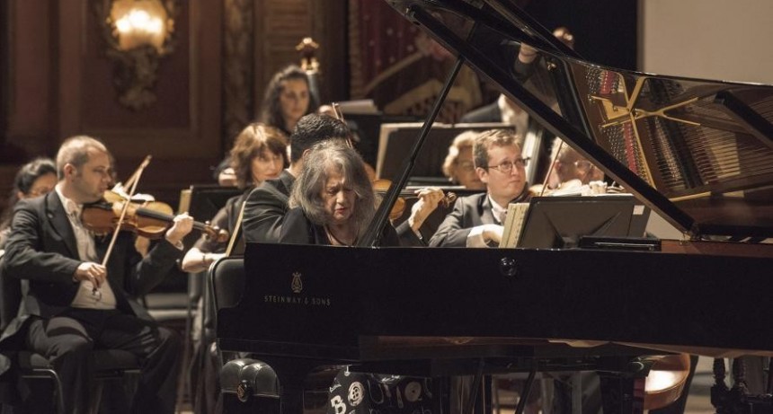 El Festival Argerich regresa al Teatro Colón con obras de Beethoven, Mozart y Bach