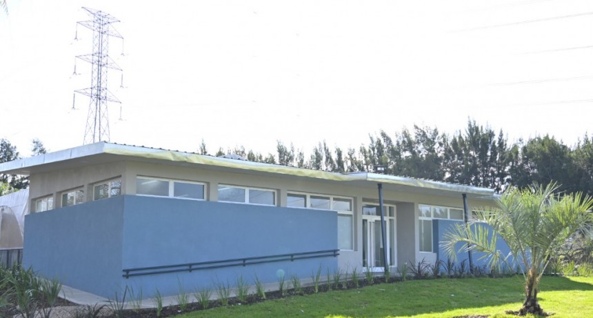 Ya funcionan los nuevos vestuarios del Polideportivo Sarmiento