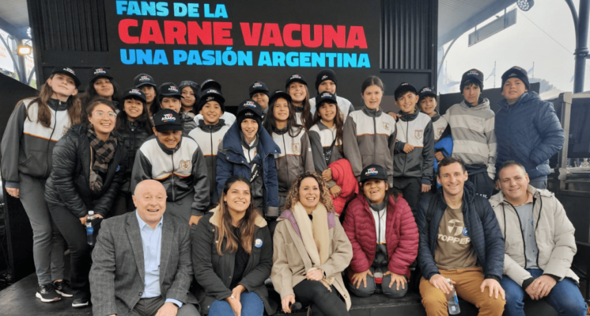 Fans de la carne vacuna: un colegio de Córdoba fue el primer “Gran Campeón Nacional” en La Rural