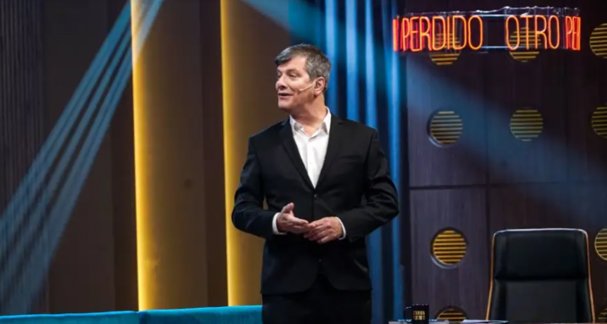 Así comenzó Otro Día Perdido, el programa debut de Mario Pergolini en ElTrece: 