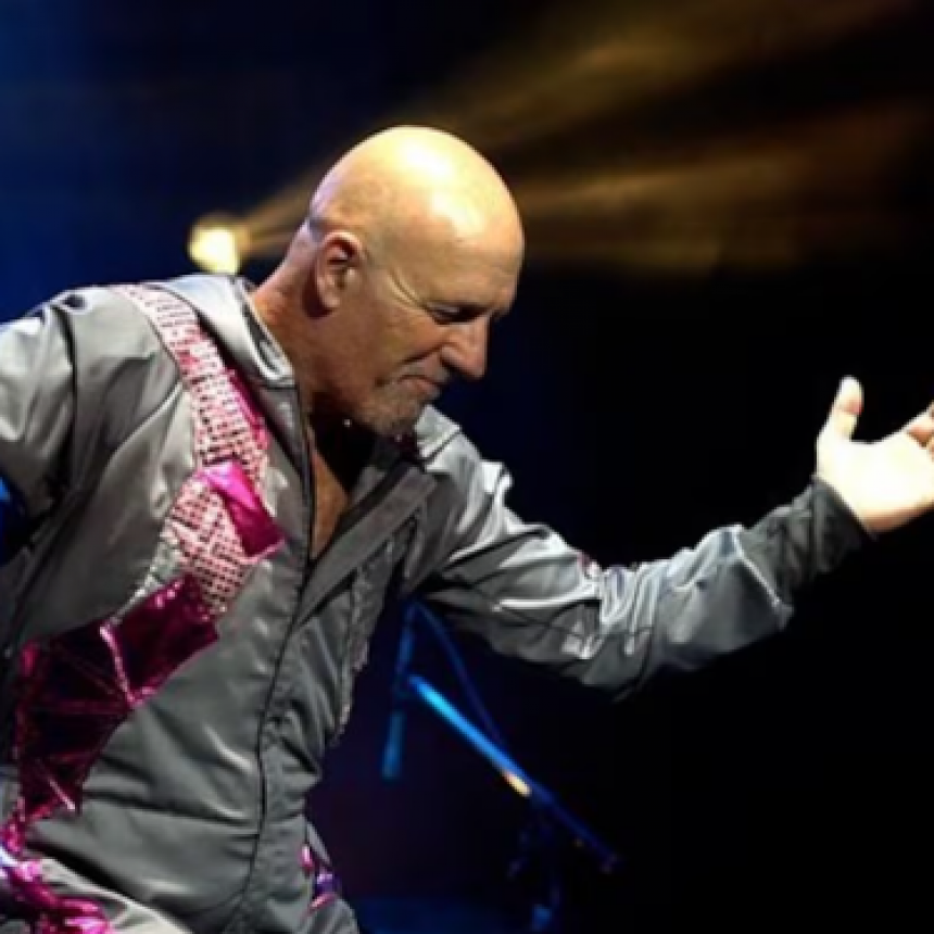 Gustavo Cordera suma Obras tras agotar Vorterix