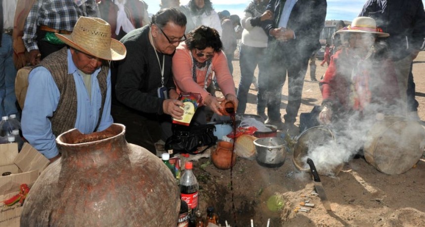 Día de la Pachamama: El ritual de agradecimiento a la Madre Tierra