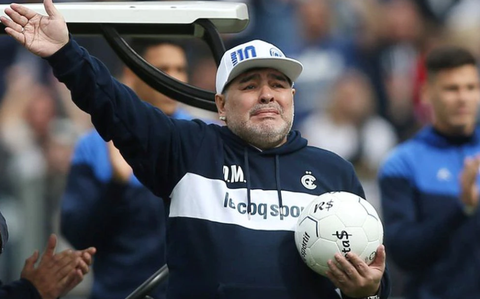 Siento que nunca recibí directivas, dijo una de las enfermeras que cuidó a Maradona