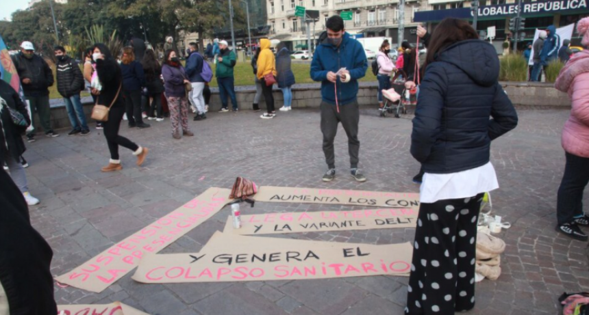 Docentes porteños de Ademys, en paro contra de la falta de distanciamiento en las aulas