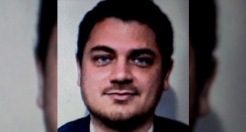 Emiten una alerta ante la posible fuga del abogado que atropelló a un motociclista