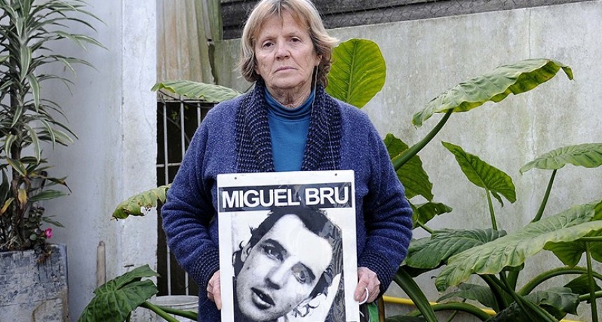 La madre de Miguel Bru dijo que no habrá duelo hasta que hallen los restos de su hijo
