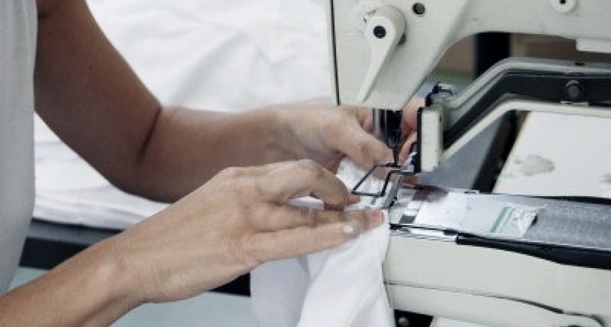 La industria creció 3,9% en julio y se empiezan a recuperar sectores más golpeados por la pandemia