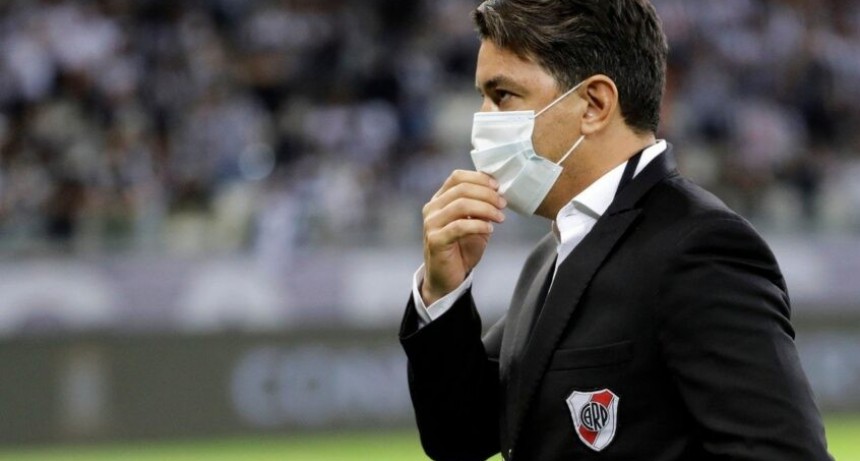 Tras la dura eliminación en la Copa Libertadores, Gallardo definirá su futuro a fin de año