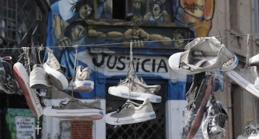 Buscan convertir en centros de memoria a Cromañón y al taller textil de Luis Viale