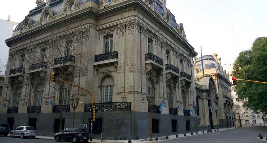 Cancillería rechazó una medida de Chile sobre límites marítimos que no respeta el Tratado de 1984