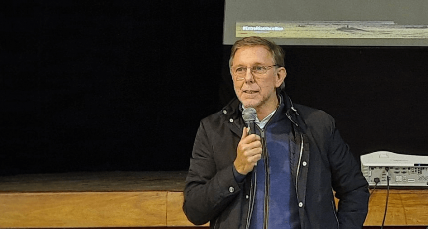 Bahillo: “Es entendible que los productores retengan granos ante la inestabilidad”