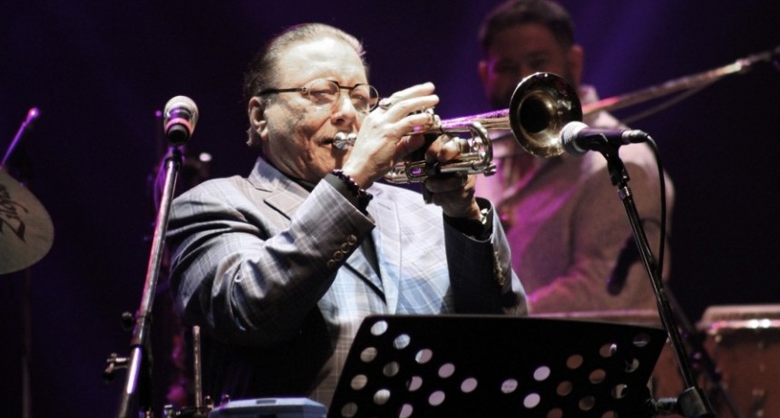 Arturo Sandoval y su banda brillaron en el Teatro Ópera