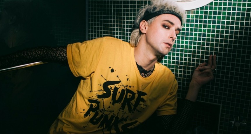 Benito Cerati lanzó “Agujero negro”, anticipo de su primer disco solista