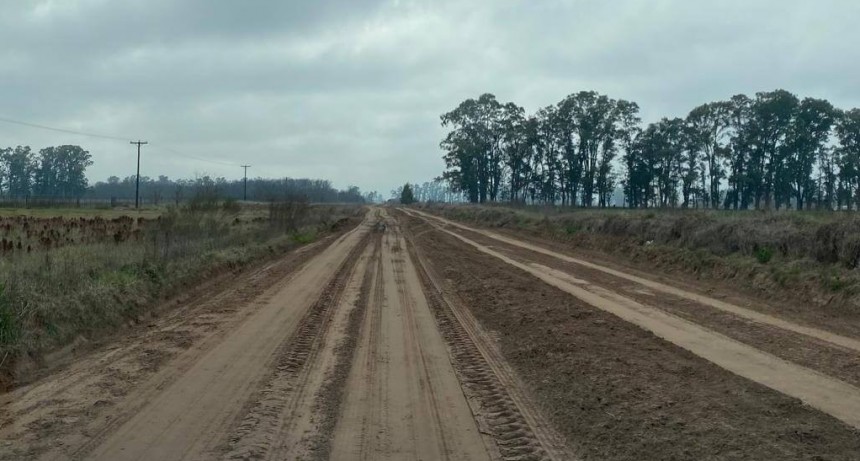 Caminos rurales: productores armaron un “semáforo” para presionar al municipio a que los arregle