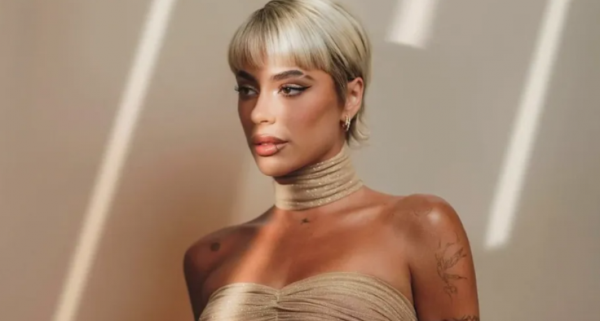 Tini presenta “Un mechón de pelo (En vivo)”