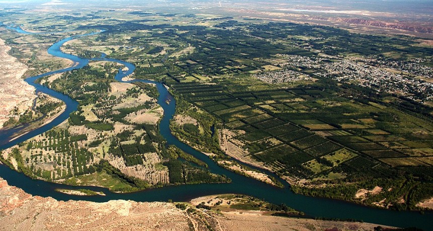 En busca del “lejano este”: Río Negro impulsa el riego para sumar otros dos valles productivos