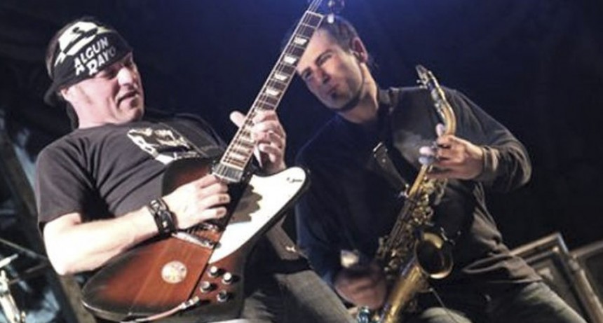 La Renga criticó a Milei por cerrar su campaña cantando 