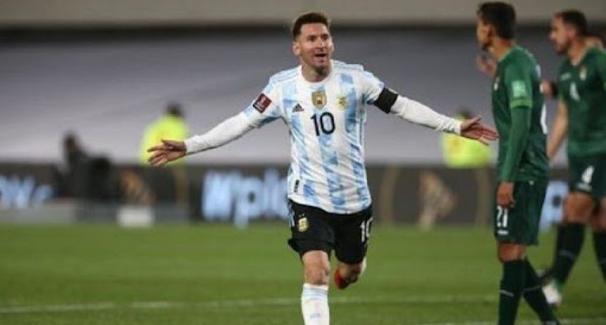 Messi, Di María y Scaloni recibieron las mayores ovaciones en el Monumental
