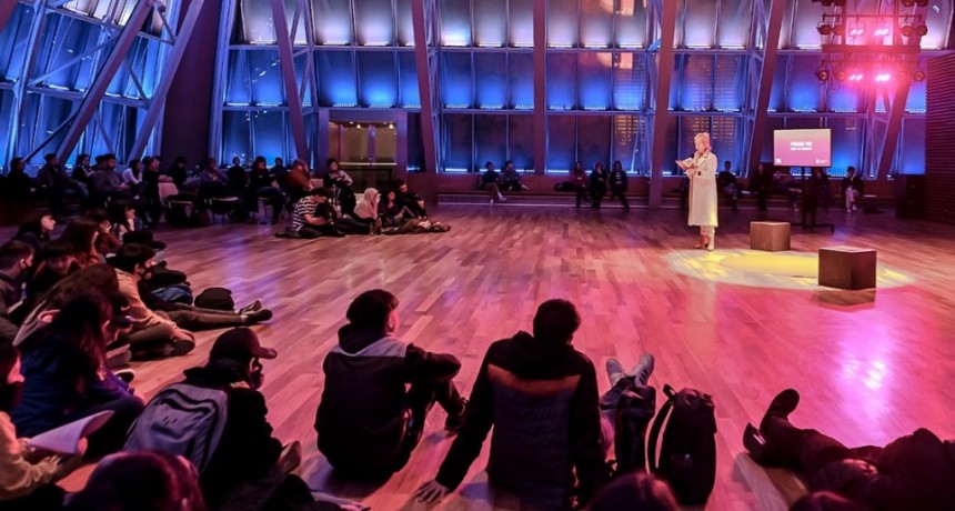 Jornada especial del Festival Americano de Poesía en Hurlingham